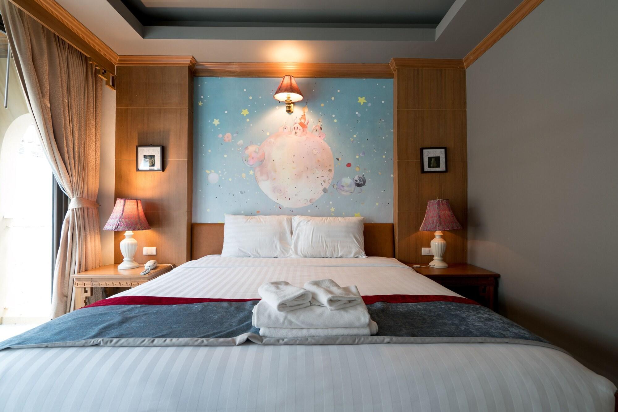 Hotel Minatale Phuket à Patong Extérieur photo