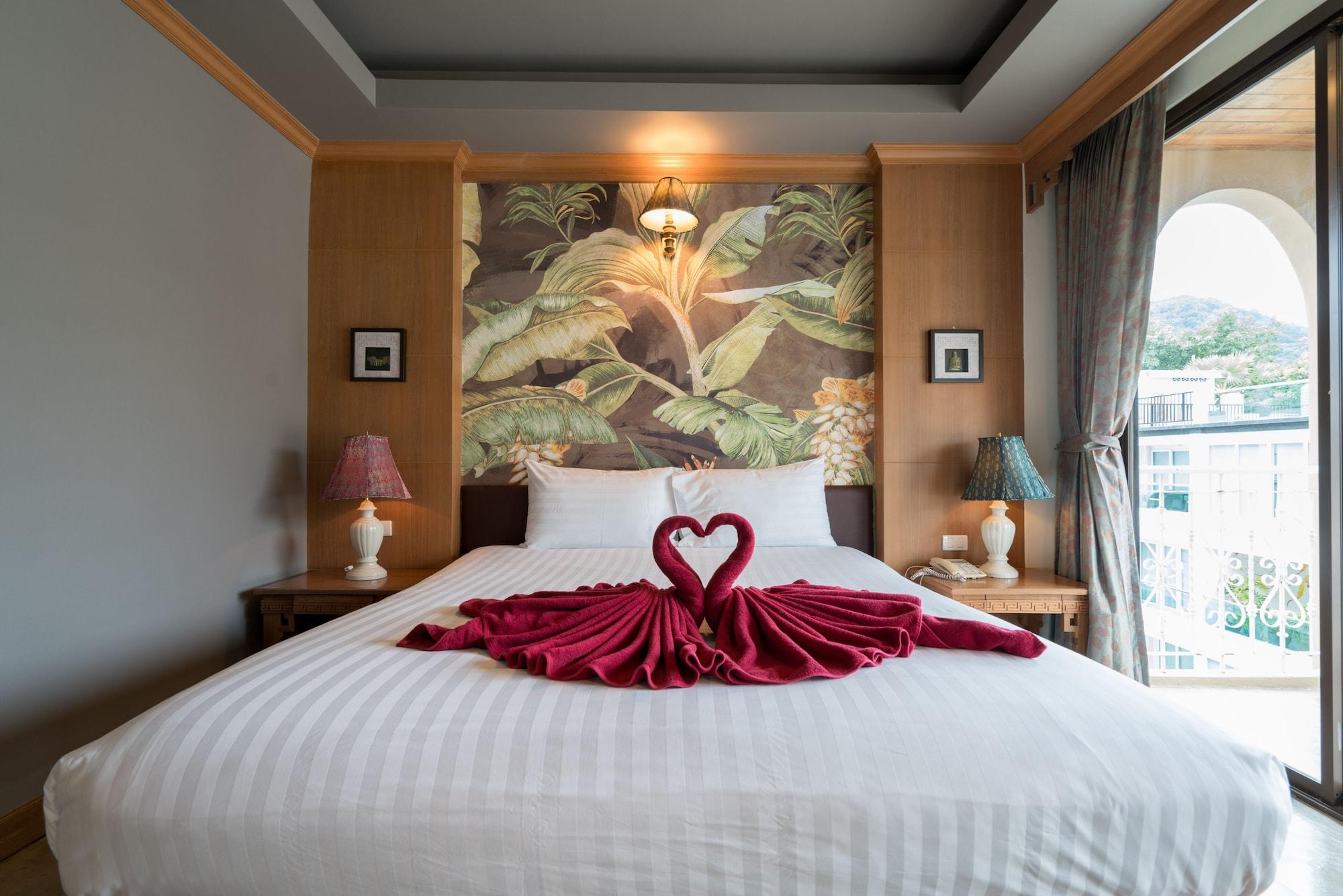 Hotel Minatale Phuket à Patong Extérieur photo
