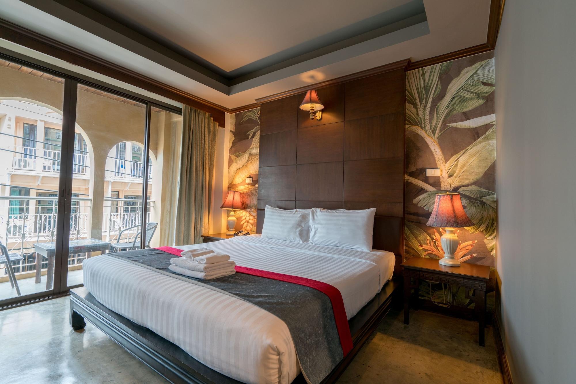 Hotel Minatale Phuket à Patong Extérieur photo