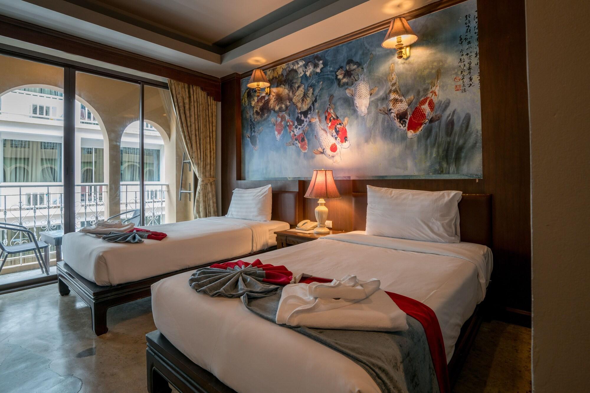 Hotel Minatale Phuket à Patong Extérieur photo