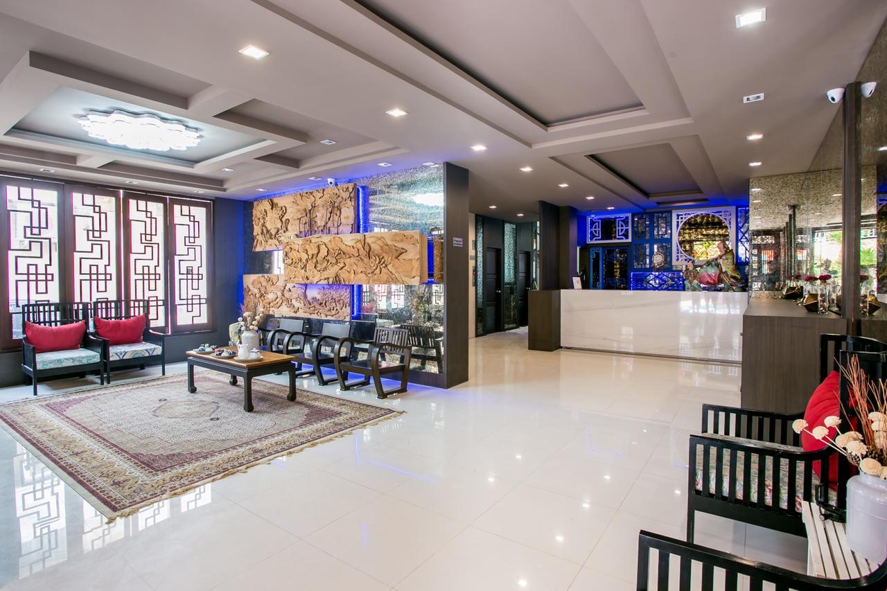 Hotel Minatale Phuket à Patong Extérieur photo