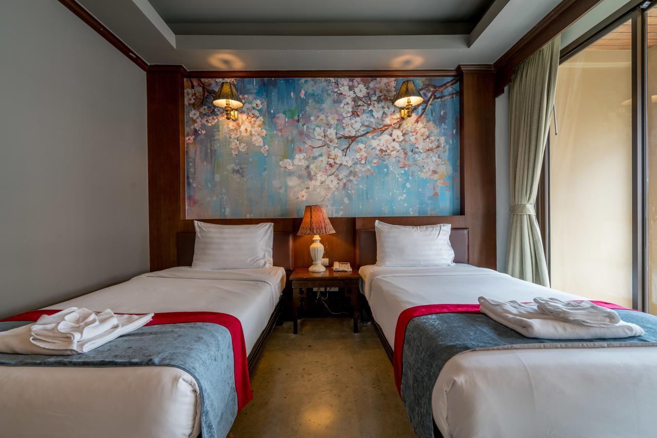 Hotel Minatale Phuket à Patong Extérieur photo